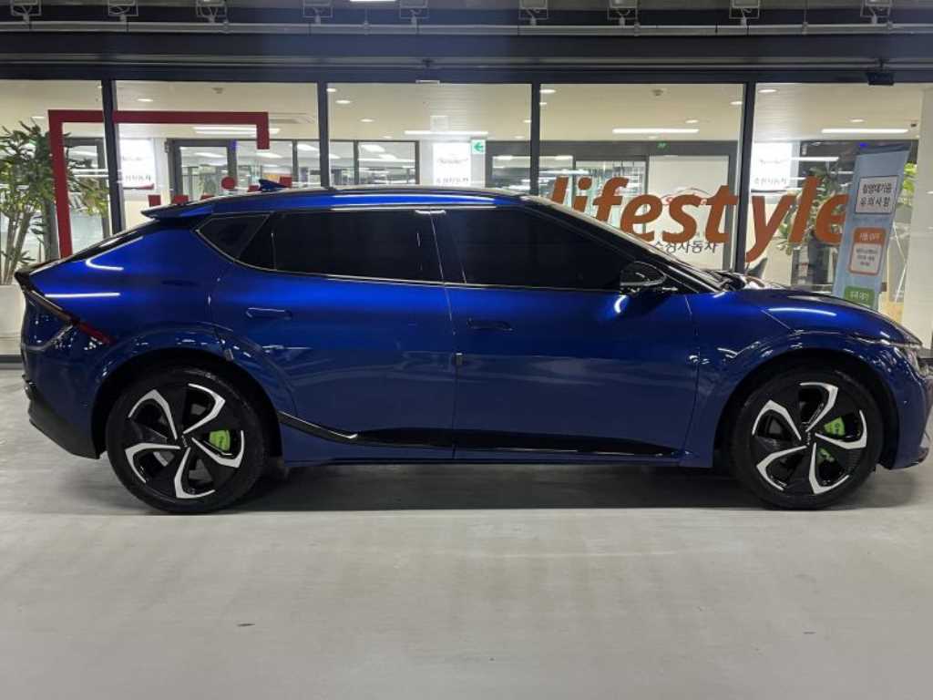 KIA EV6 - Vista 3