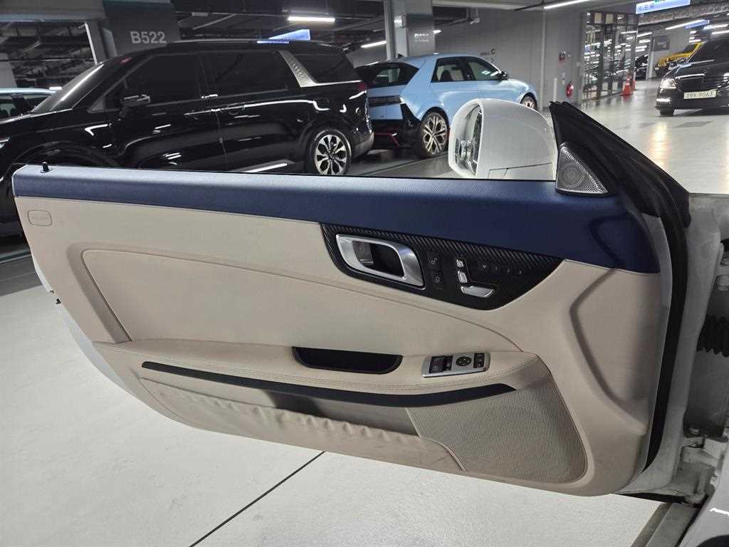 Mercedes Benz SLC Class 2017 Blanco - Importación desde Corea - HF Imports Iquique - Foto 18