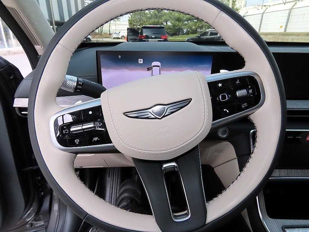 Genesis GV80 - Vista 8