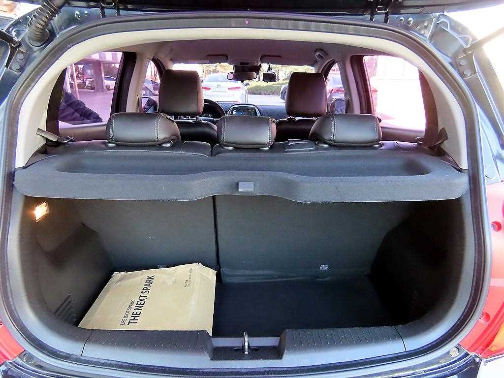 Chevrolet Spark 2017 Negro - Importación desde Corea - HF Imports Iquique - Foto 18