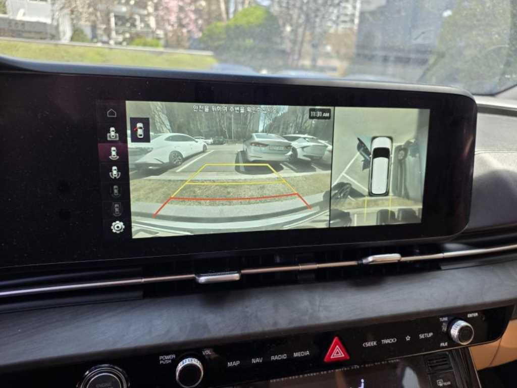 KIA Carnival - Vista 8