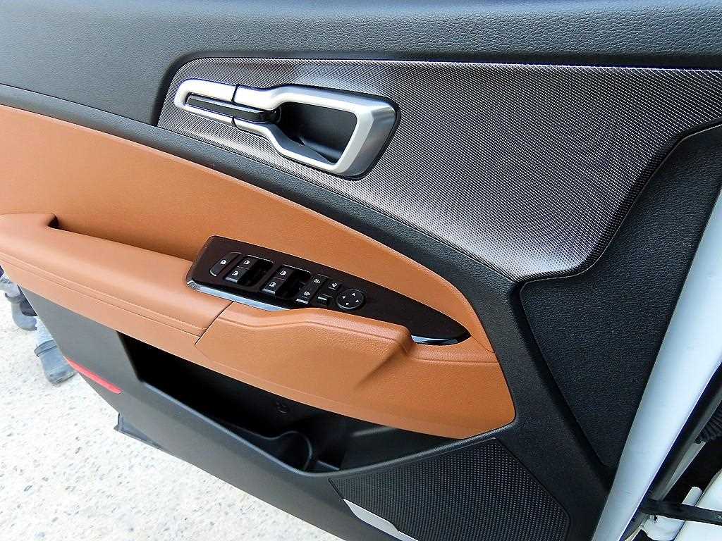 KIA Sportage - Vista 11