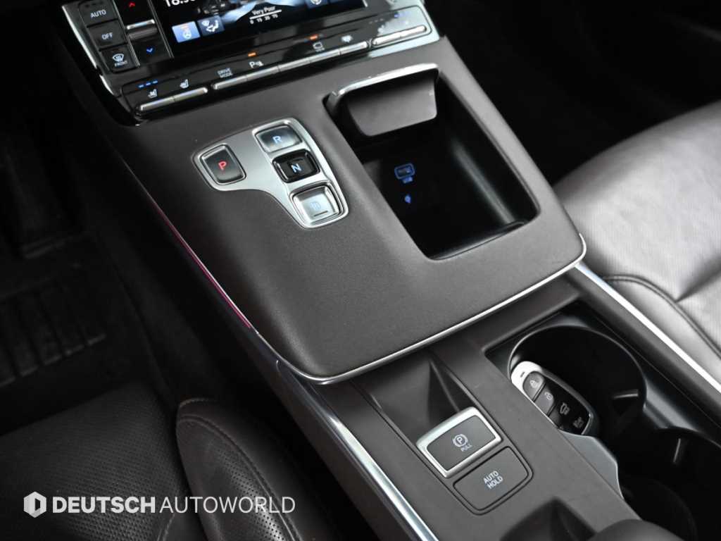 HYUNDAI Grandeur - Vista 9