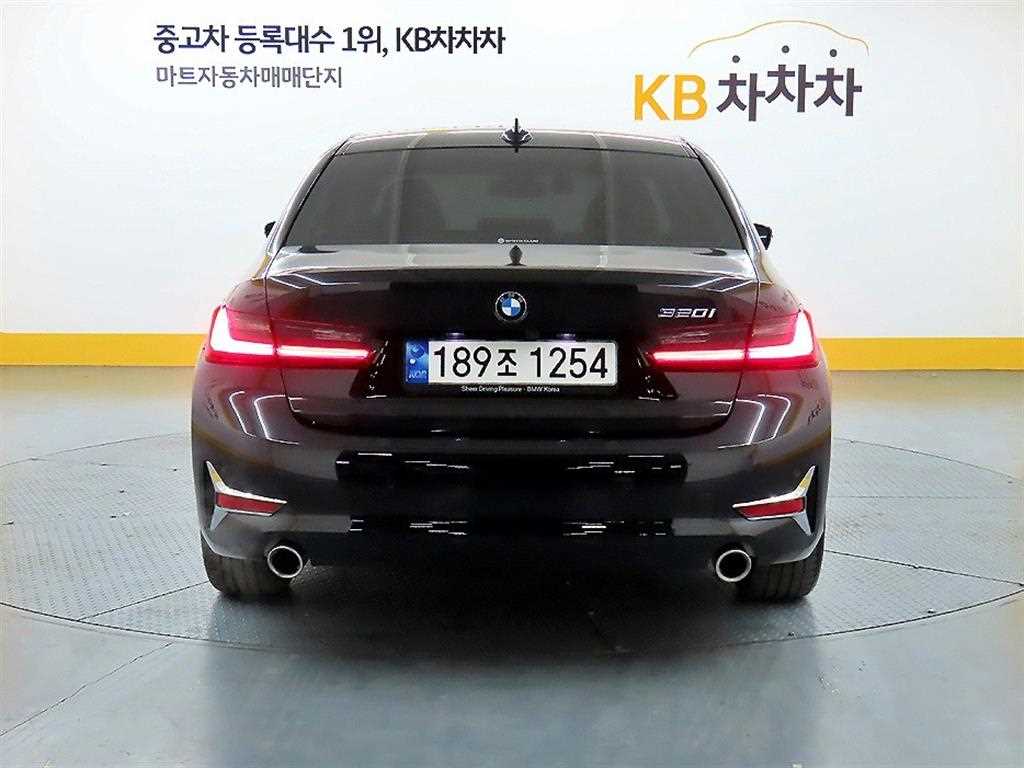 BMW 3 series - Vista 3