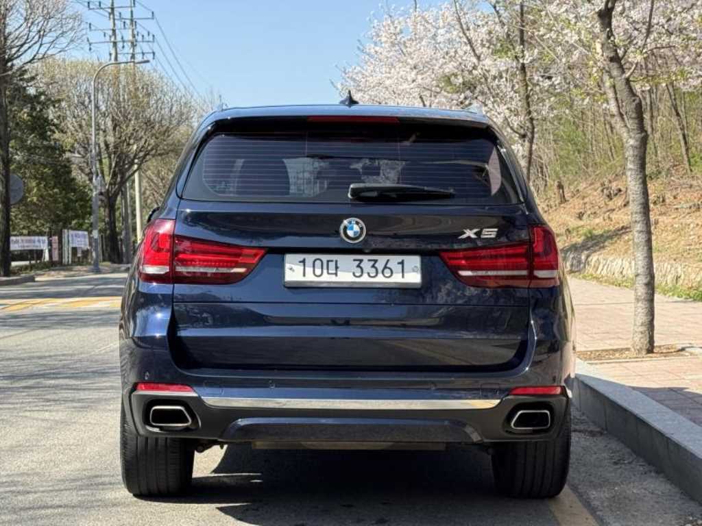 BMW X5 - Vista 4