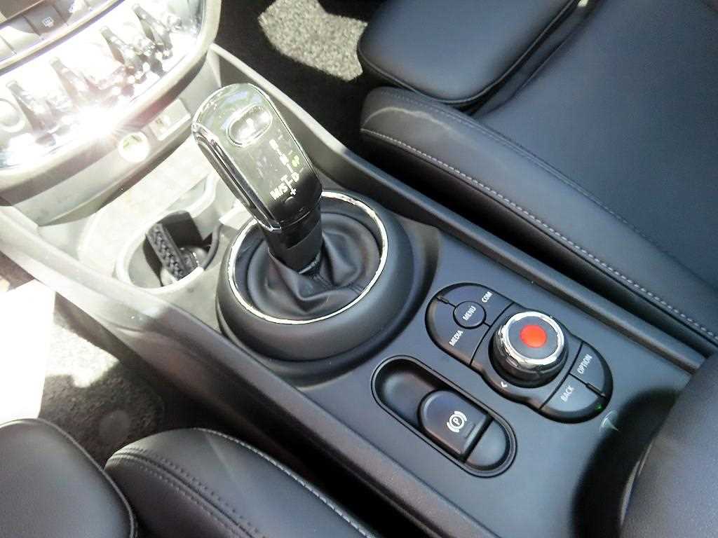 Mini Clubman - Vista 10