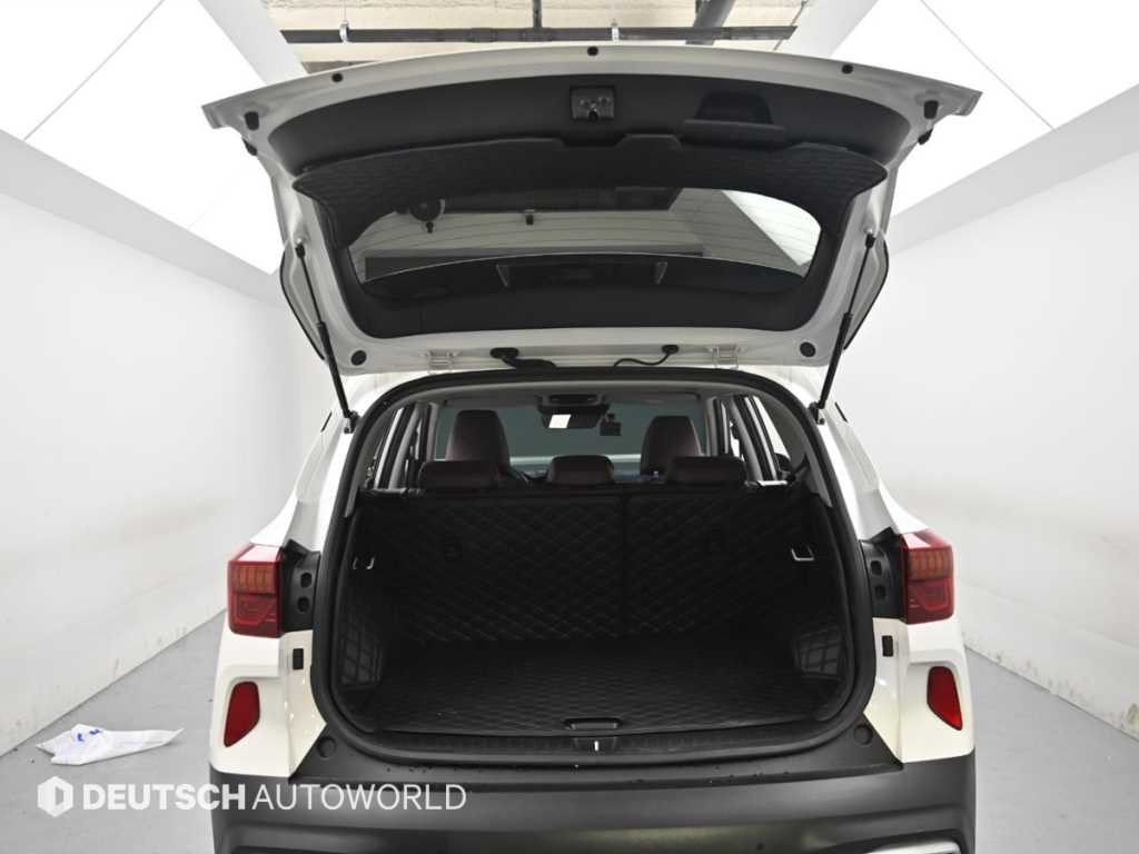 KIA Seltos 2022 Blanco - Importación desde Corea - HF Imports Iquique - Foto 17