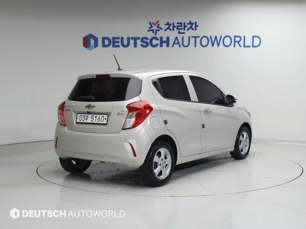 Chevrolet Spark - Vista 2