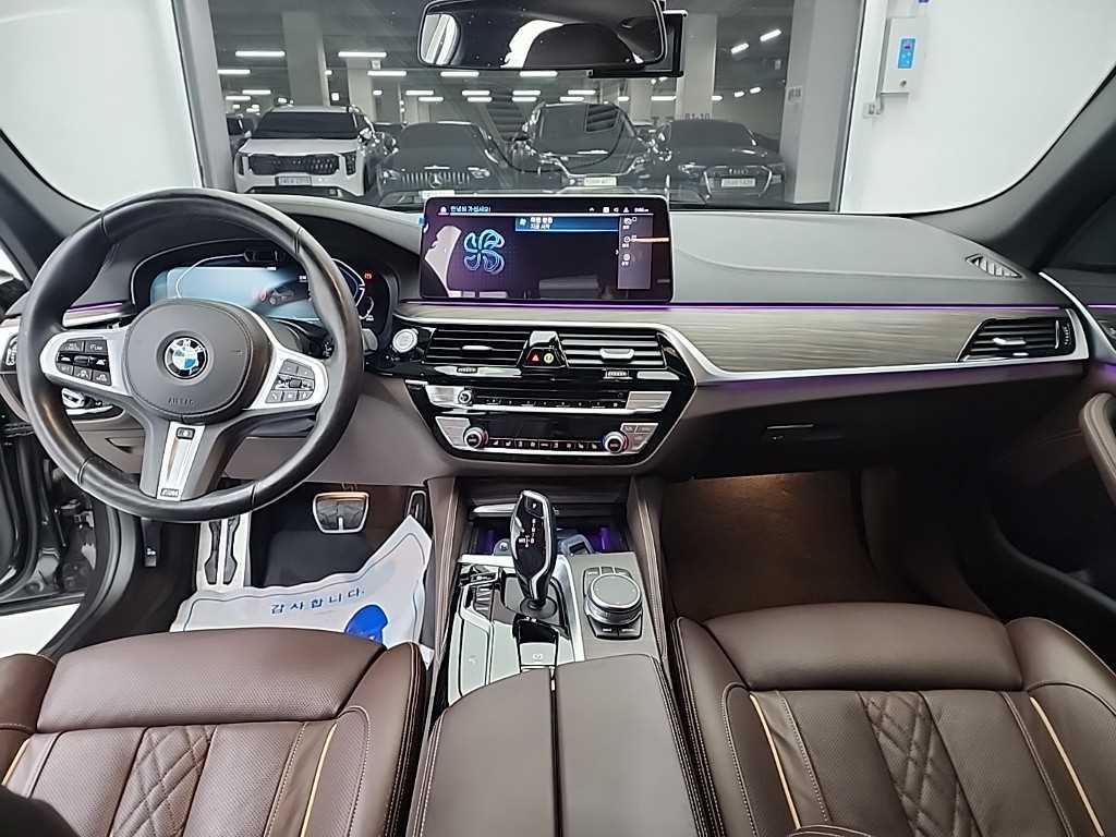 BMW 5 Series - Vista 7