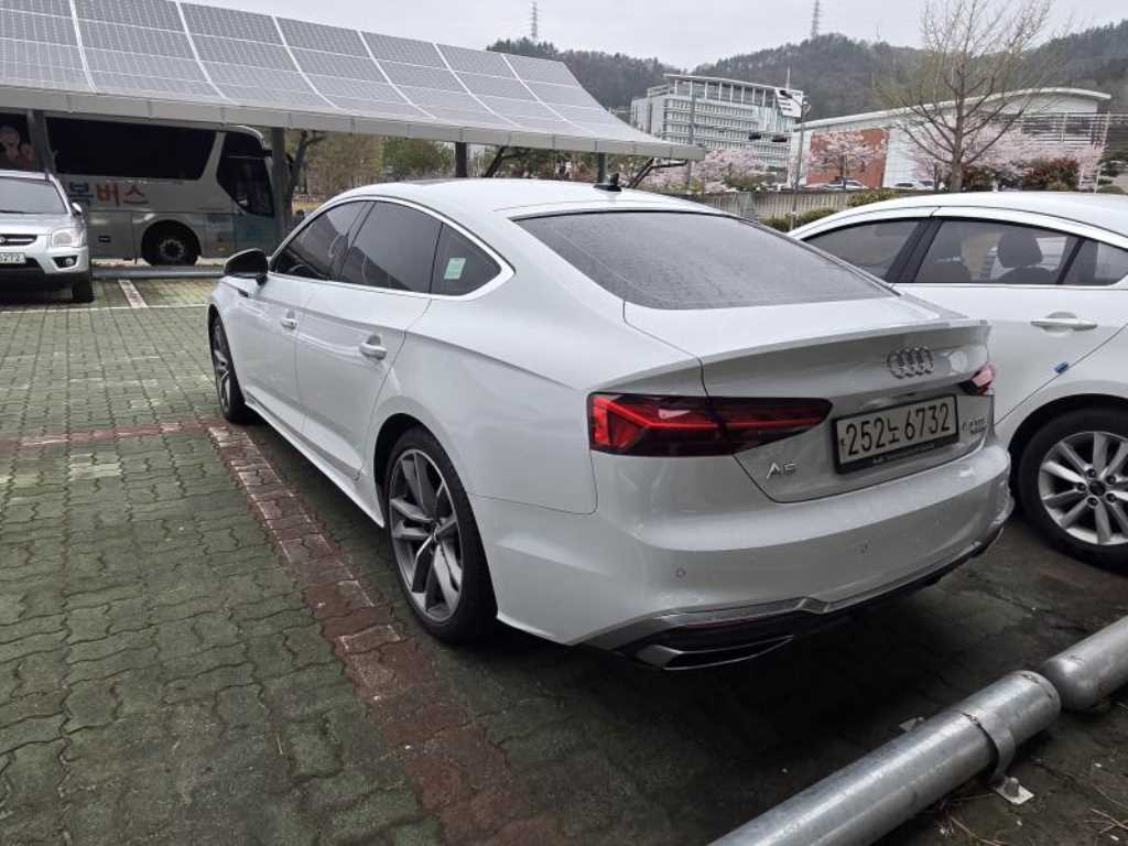 Audi A5 - Vista 4