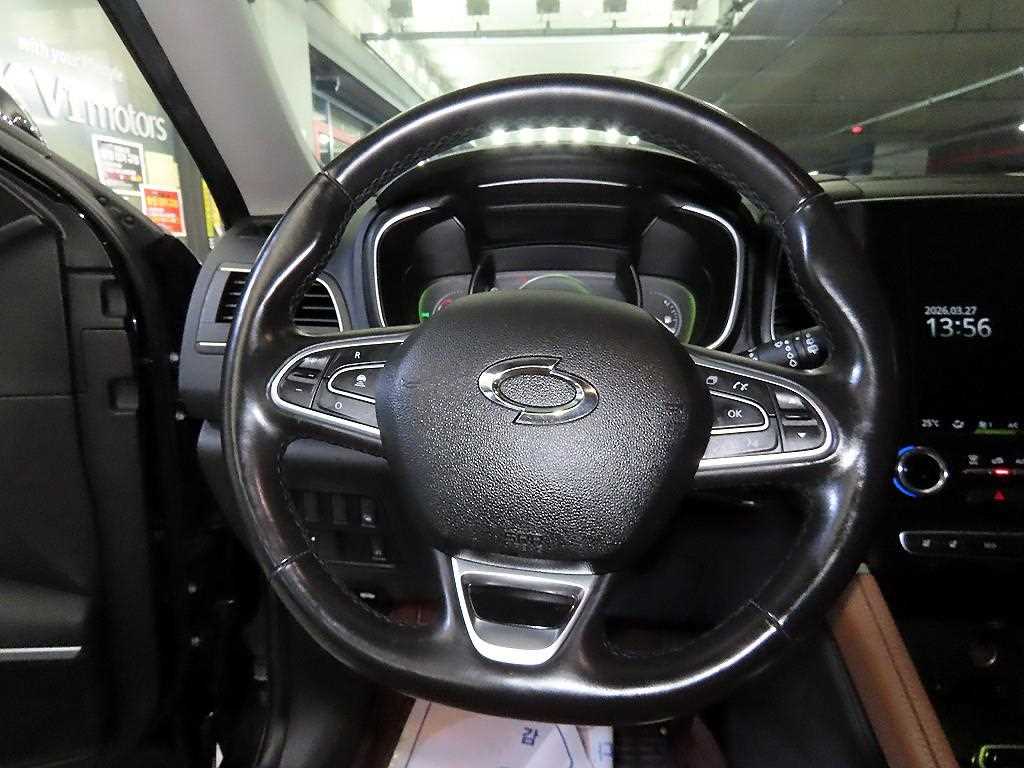 SAMSUNG QM6 - Vista 8