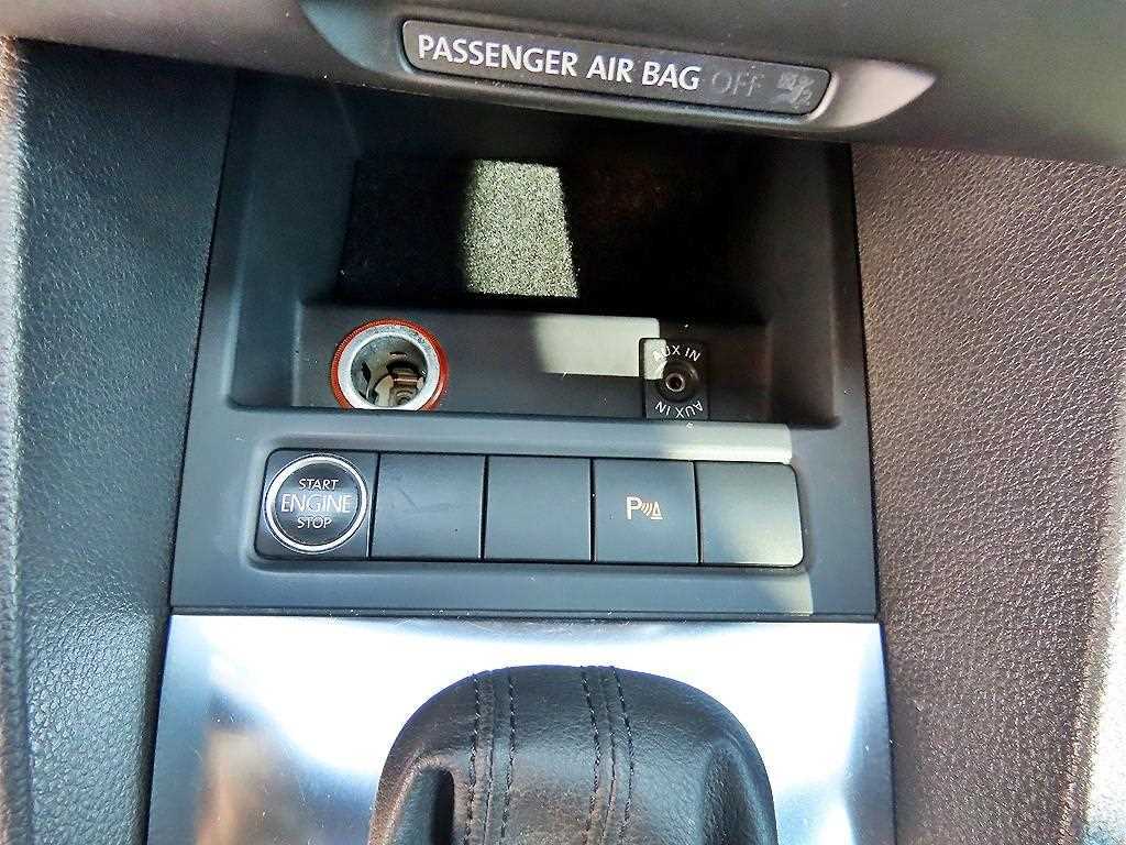 Volkswagen Jetta - Vista 12