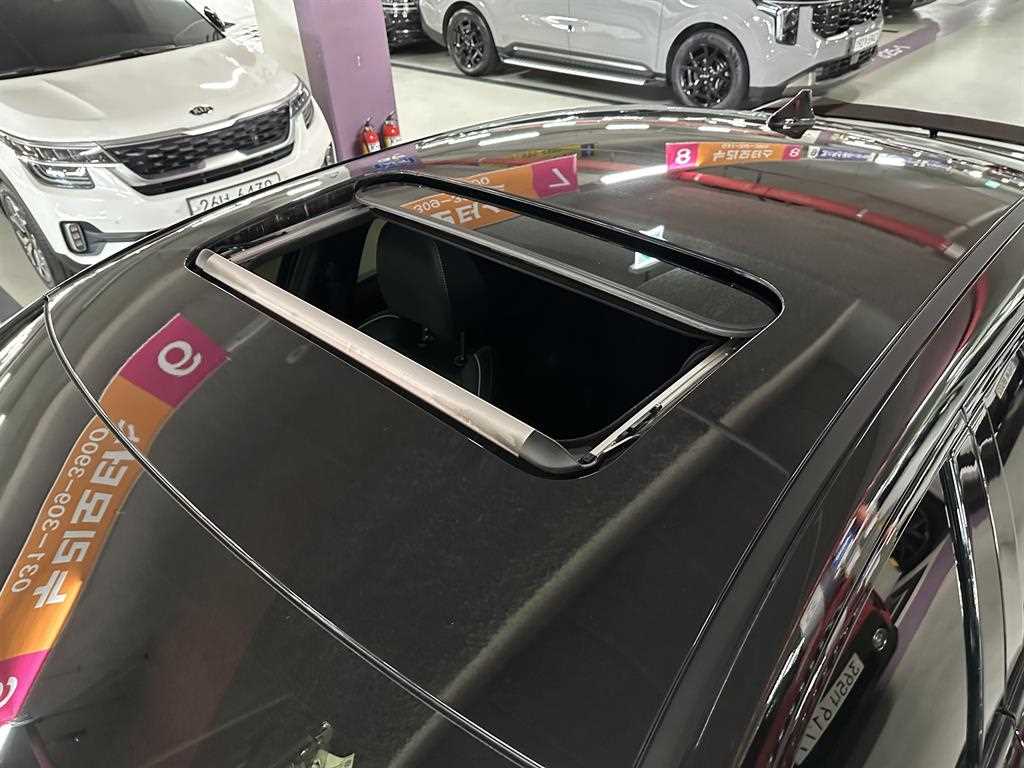 HYUNDAI Avante 2024 Negro - Importación desde Corea - HF Imports Iquique - Foto 15