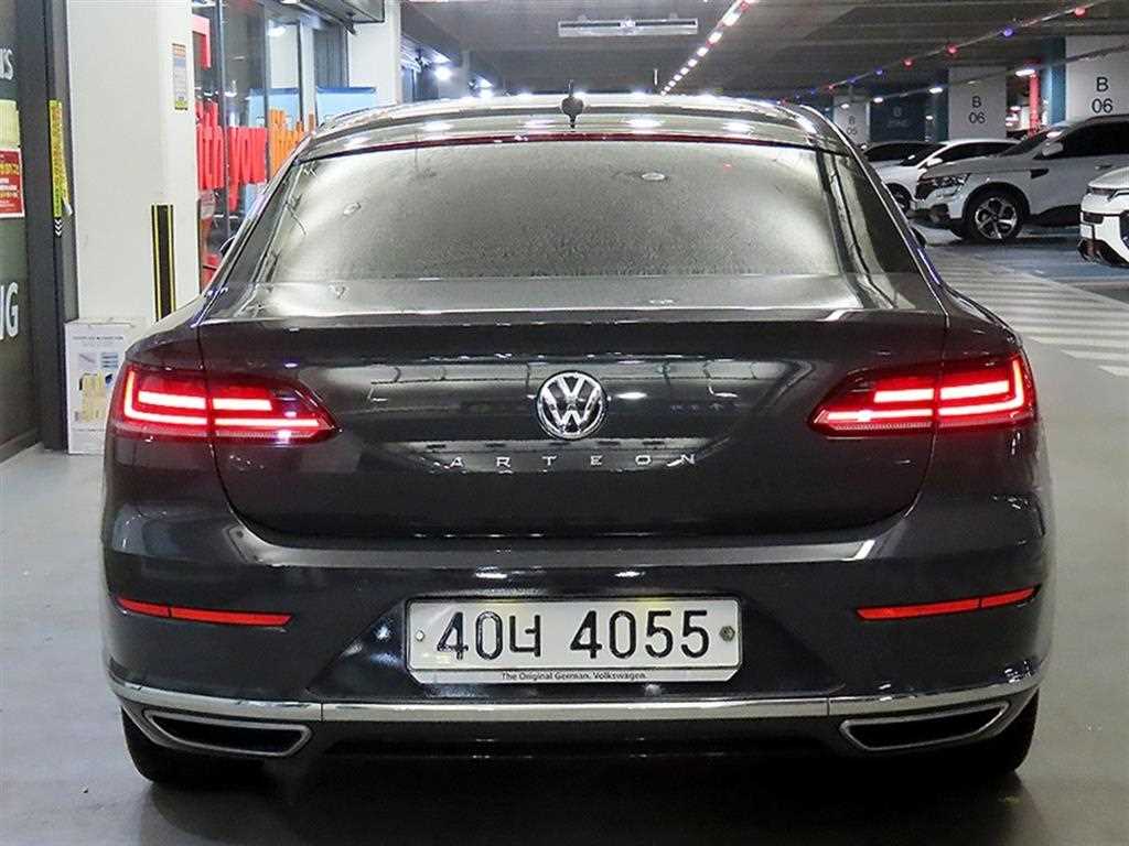 Volkswagen Arteon - Vista 5