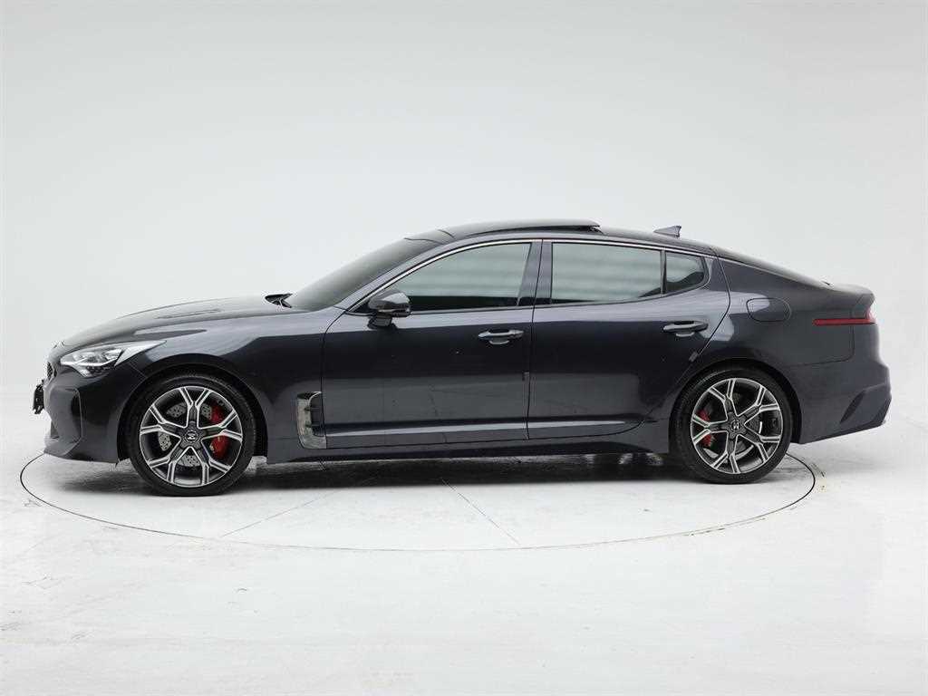 KIA Stinger - Vista 3