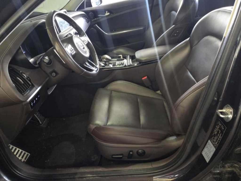 KIA Stinger - Vista 10