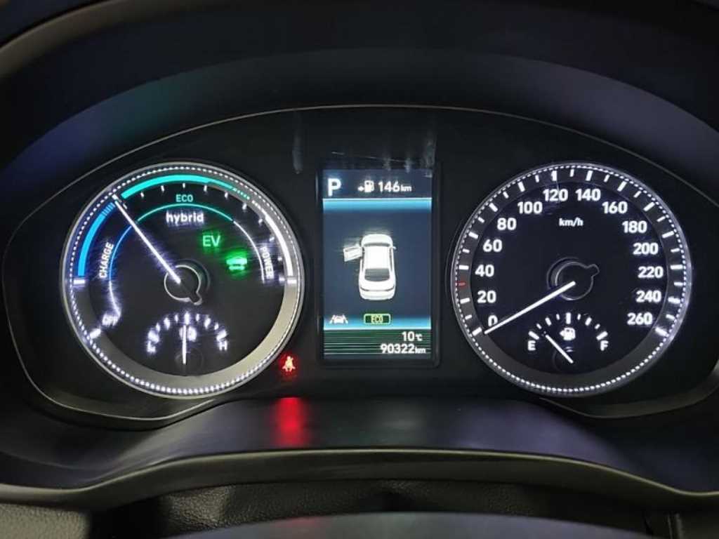 HYUNDAI Grandeur - Vista 7