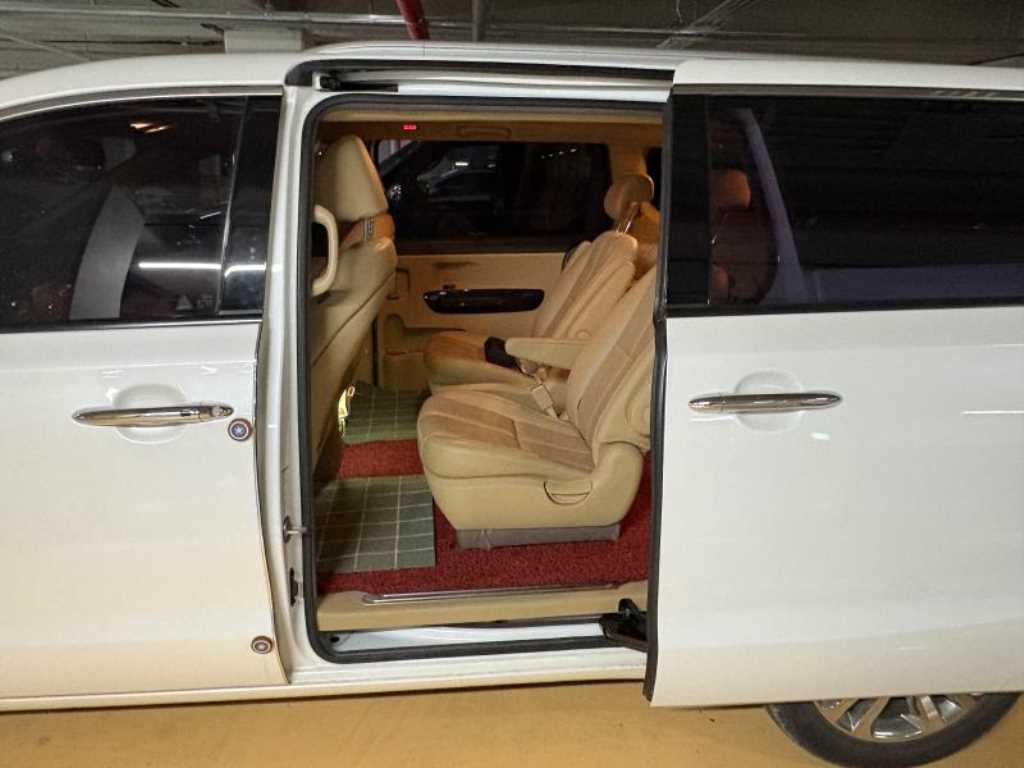 KIA Carnival 2018 Blanco - Importación desde Corea - HF Imports Iquique - Foto 14