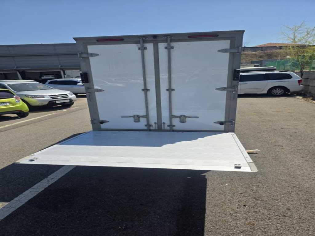 Small Truck Top_Integrated Top Powergate - Vista 7