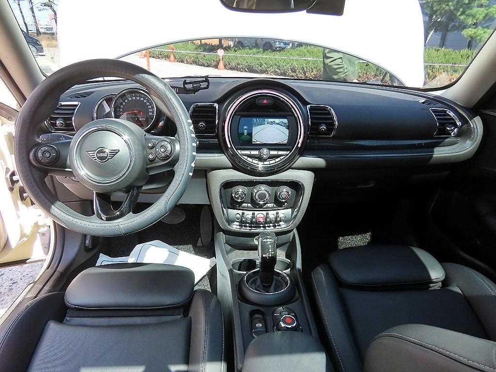 Mini Clubman - Vista 7