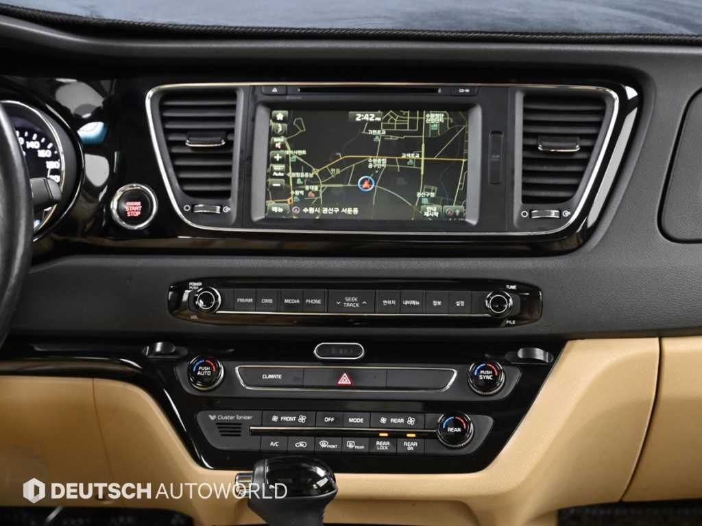 KIA Carnival 2016 Blanco - Importación desde Corea - HF Imports Iquique - Foto 14