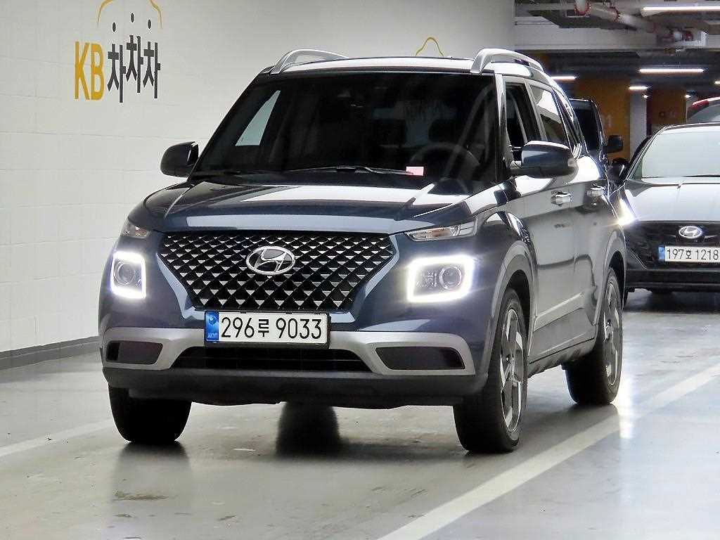 HYUNDAI Venue - Vista 2
