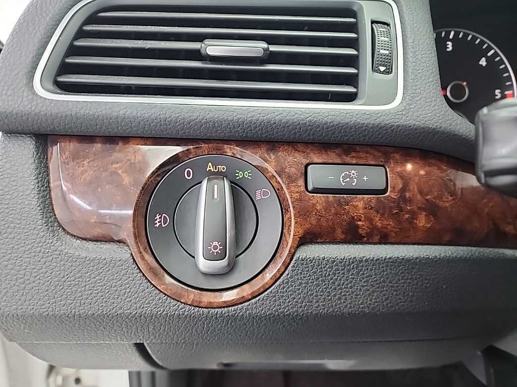 Volkswagen Passat 2012 Blanco - Importación desde Corea - HF Imports Iquique - Foto 16