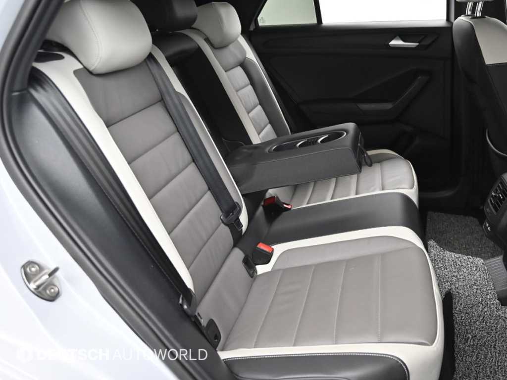 Volkswagen T-Roc - Vista 12