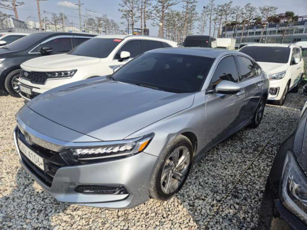 Honda Accord - Vista 2