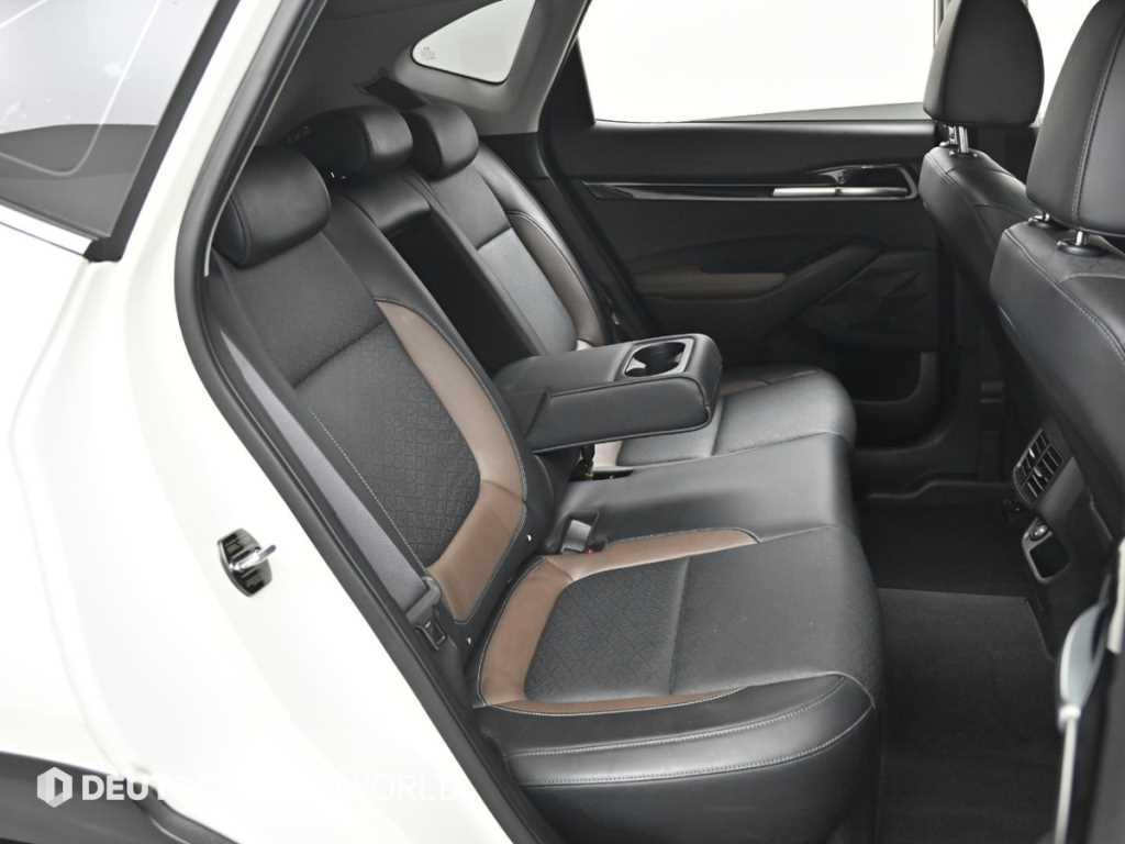 KIA Seltos - Vista 12