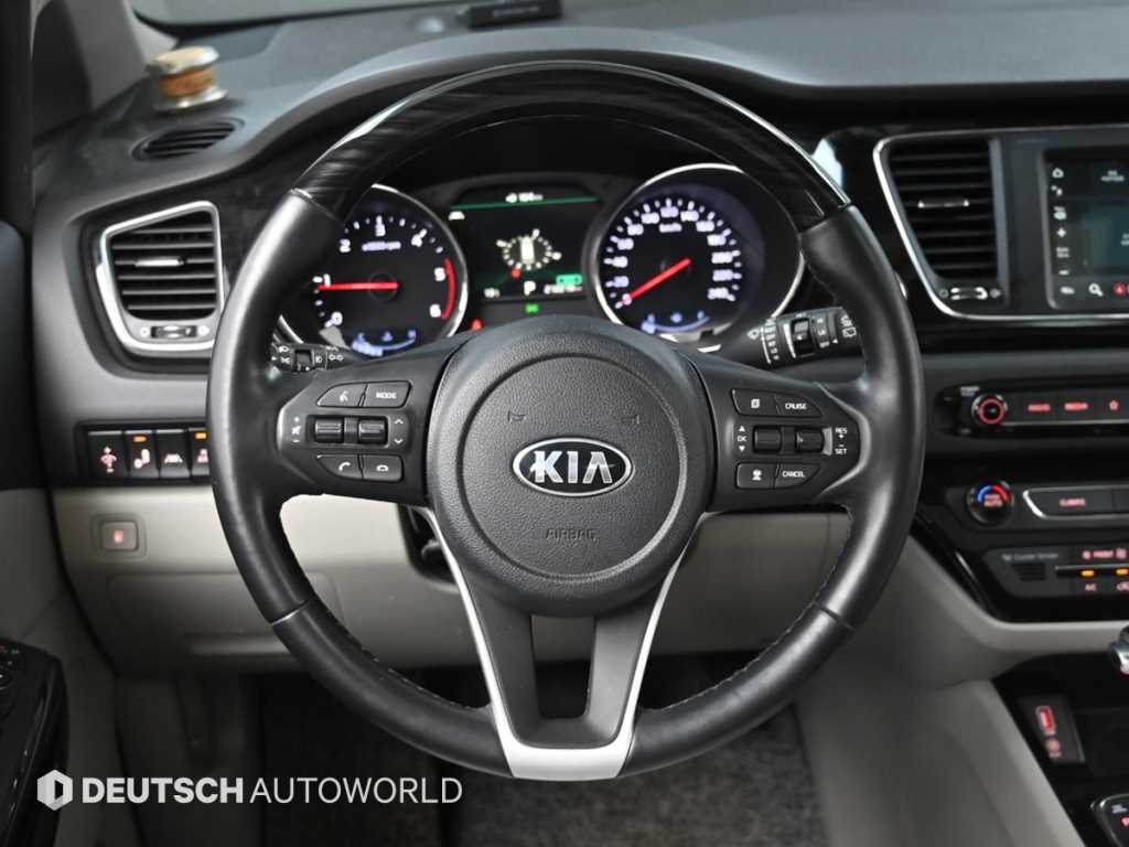 KIA Carnival 2019 Gris - Importación desde Corea - HF Imports Iquique - Foto 13