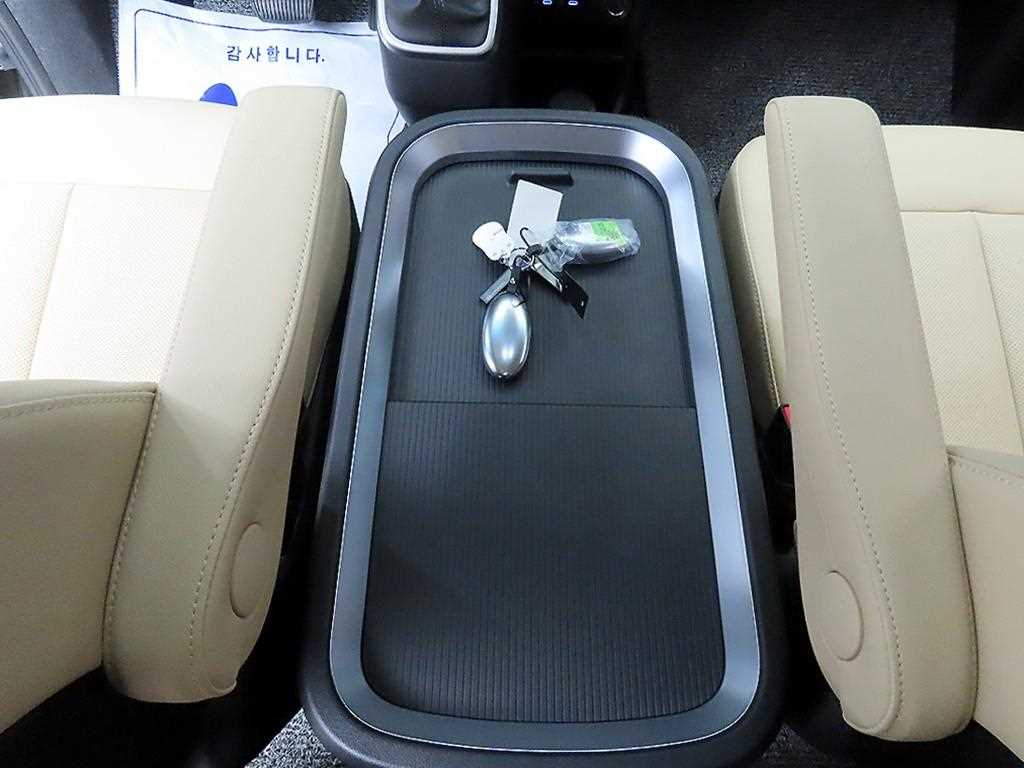 HYUNDAI Staria 2026 Gris - Importación desde Corea - HF Imports Iquique - Foto 13