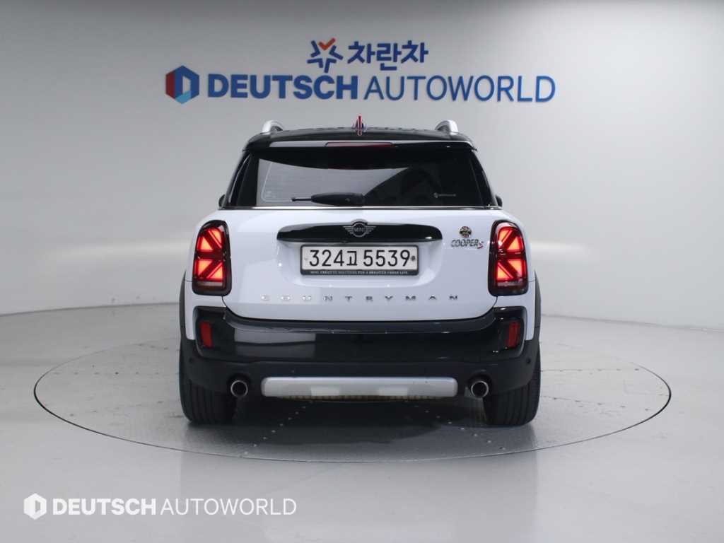 Mini Countryman - Vista 4