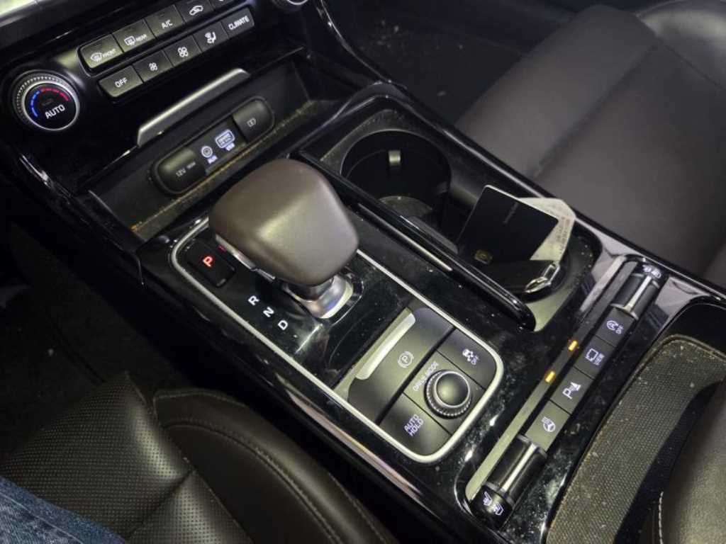 KIA Stinger - Vista 5