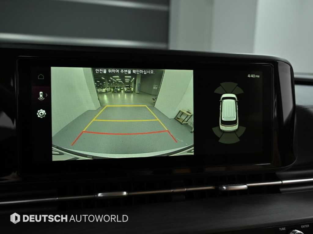 KIA Carnival - Vista 8