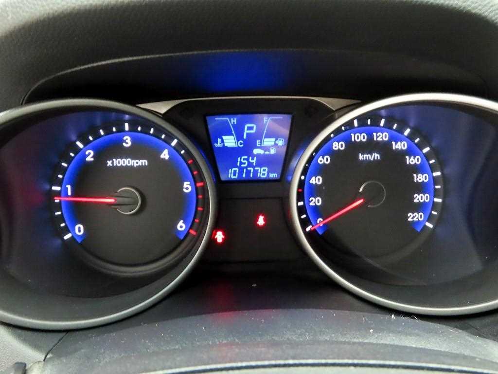 HYUNDAI Tucson - Vista 5