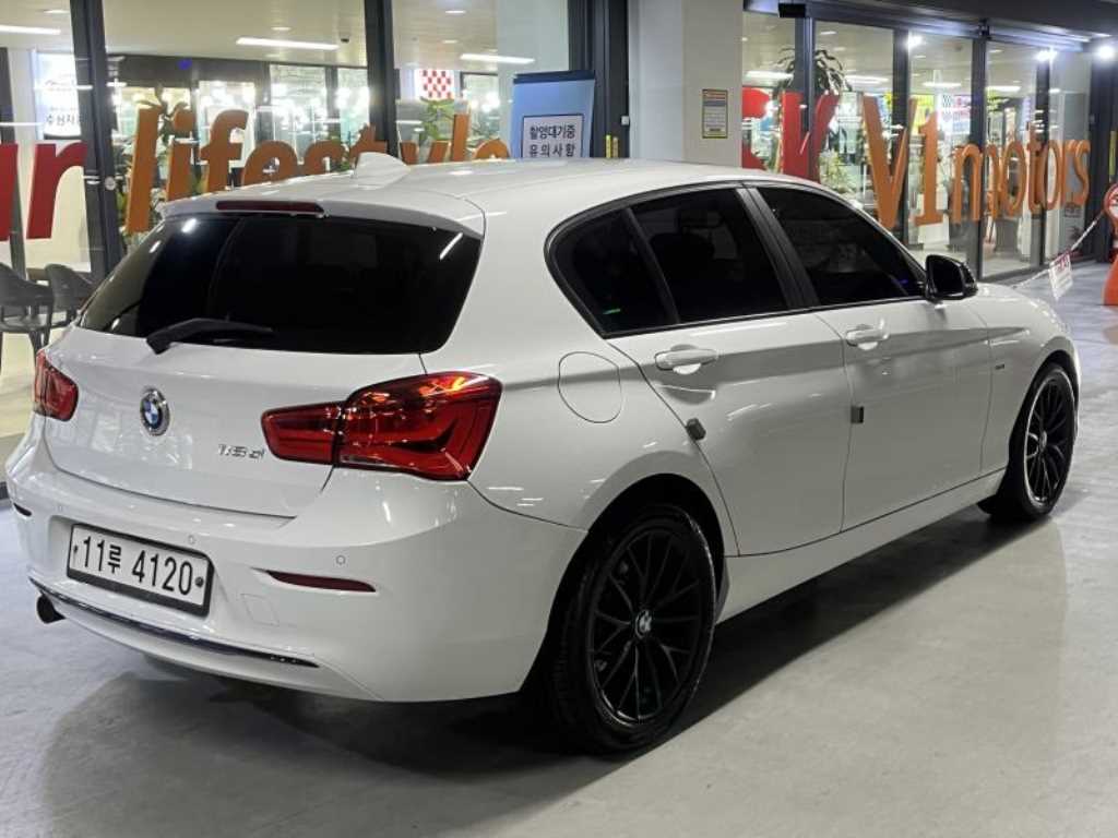 BMW 1 series - Vista 4