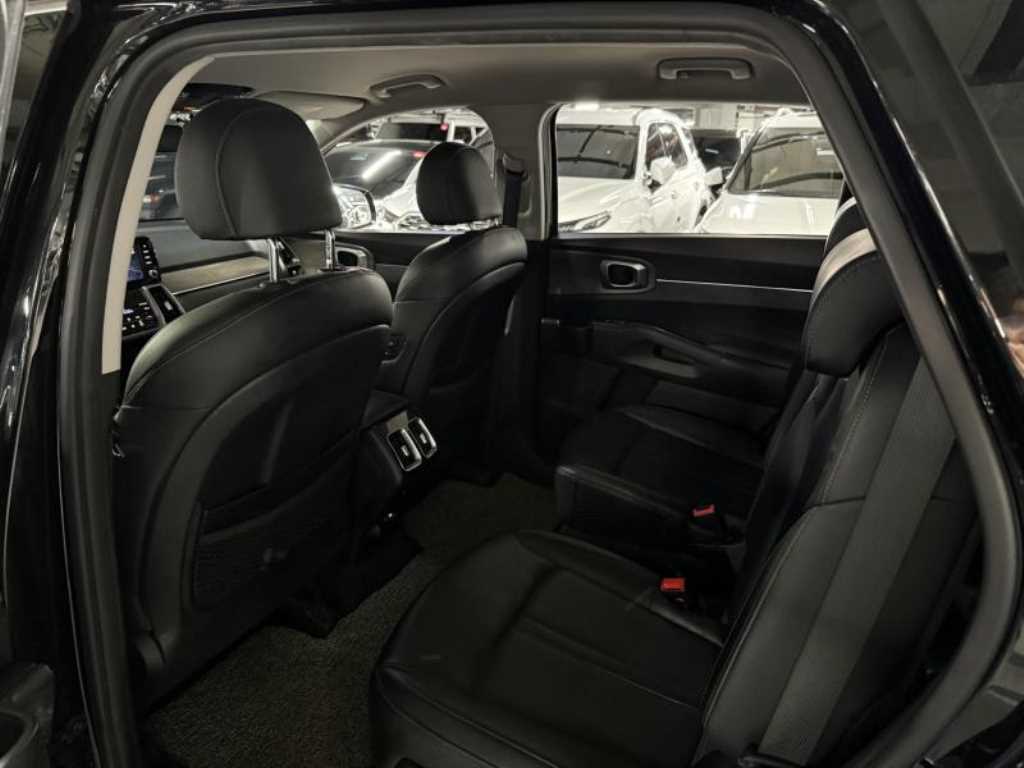 KIA Sorento - Vista 10