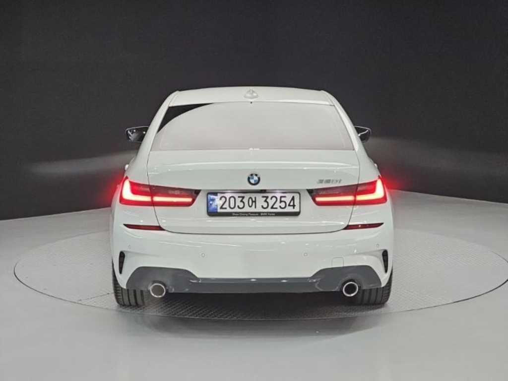 BMW 3 series - Vista 3