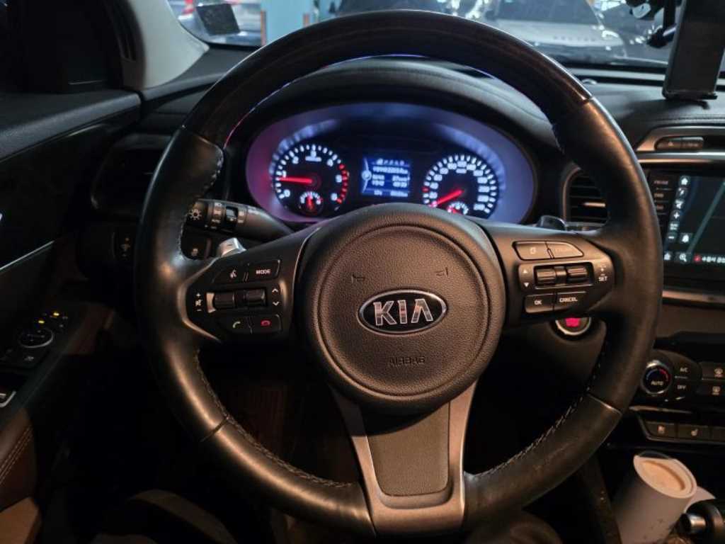 KIA Sorento - Vista 5