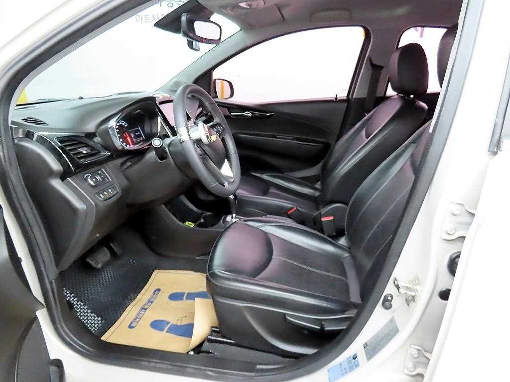 Chevrolet Spark - Vista 5