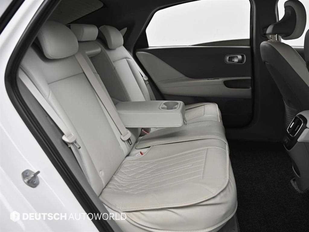 HYUNDAI Ioniq 6 - Vista 11