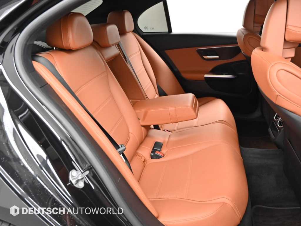 Mercedes Benz C Class - Vista 12