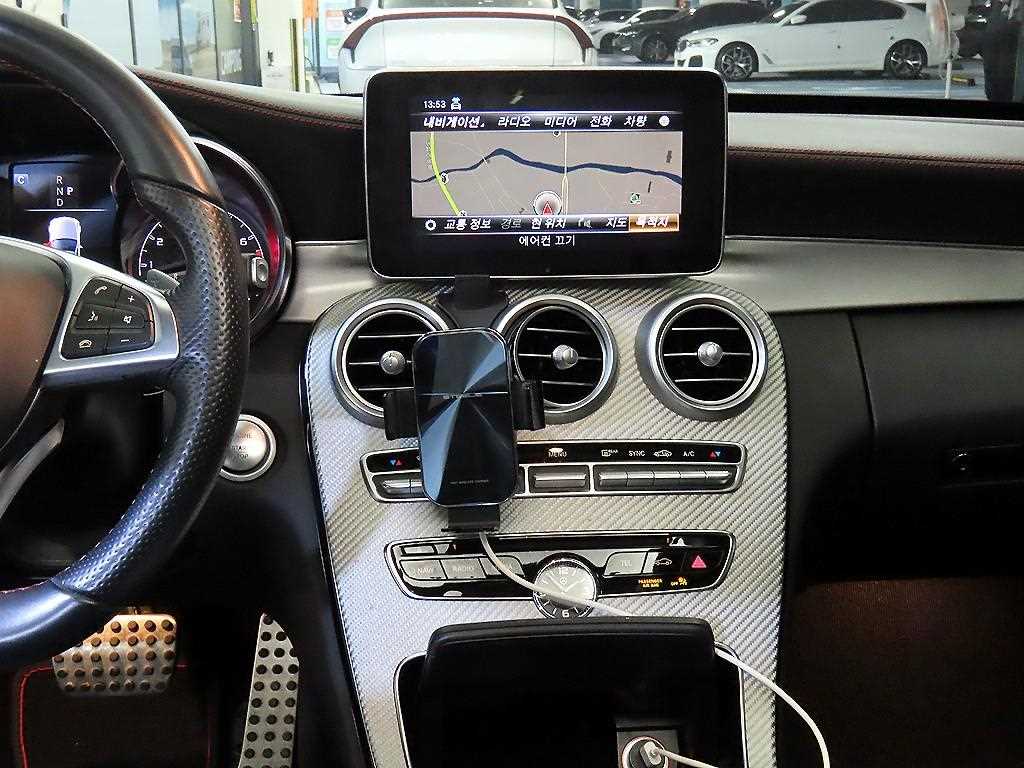 Mercedes Benz C Class - Vista 11