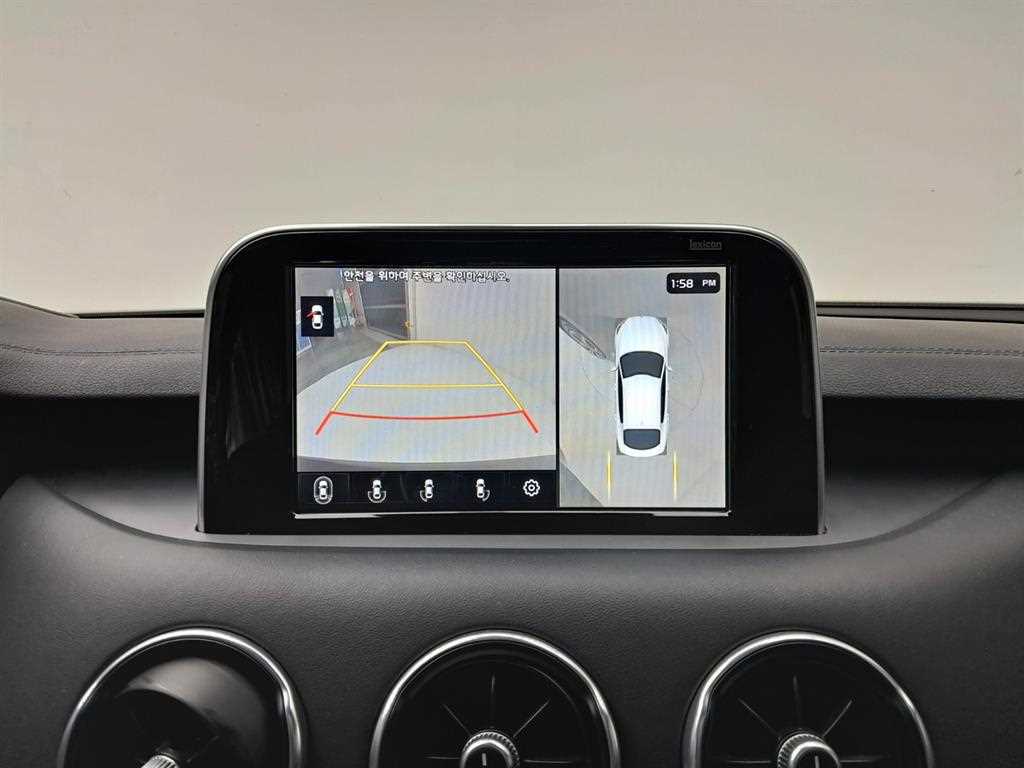 KIA Stinger - Vista 10