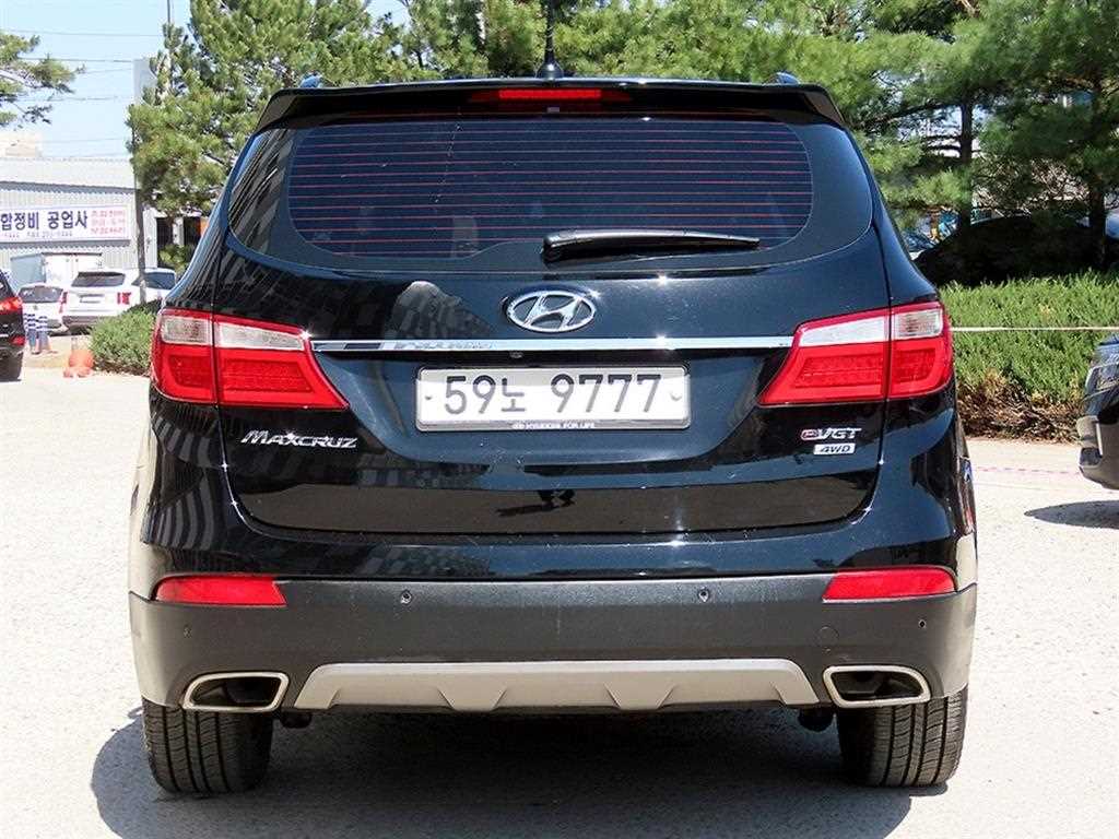 HYUNDAI Maxcruz - Vista 4