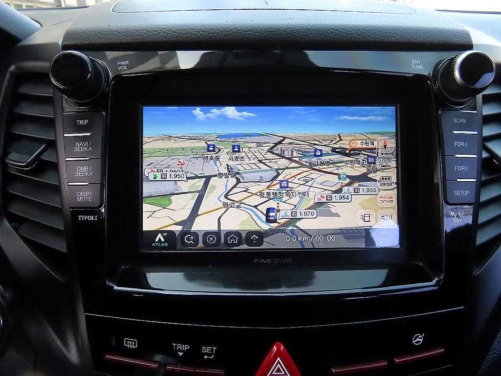 Ssangyong Tivoli - Vista 12