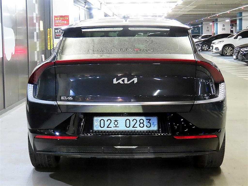 KIA EV6 - Vista 5