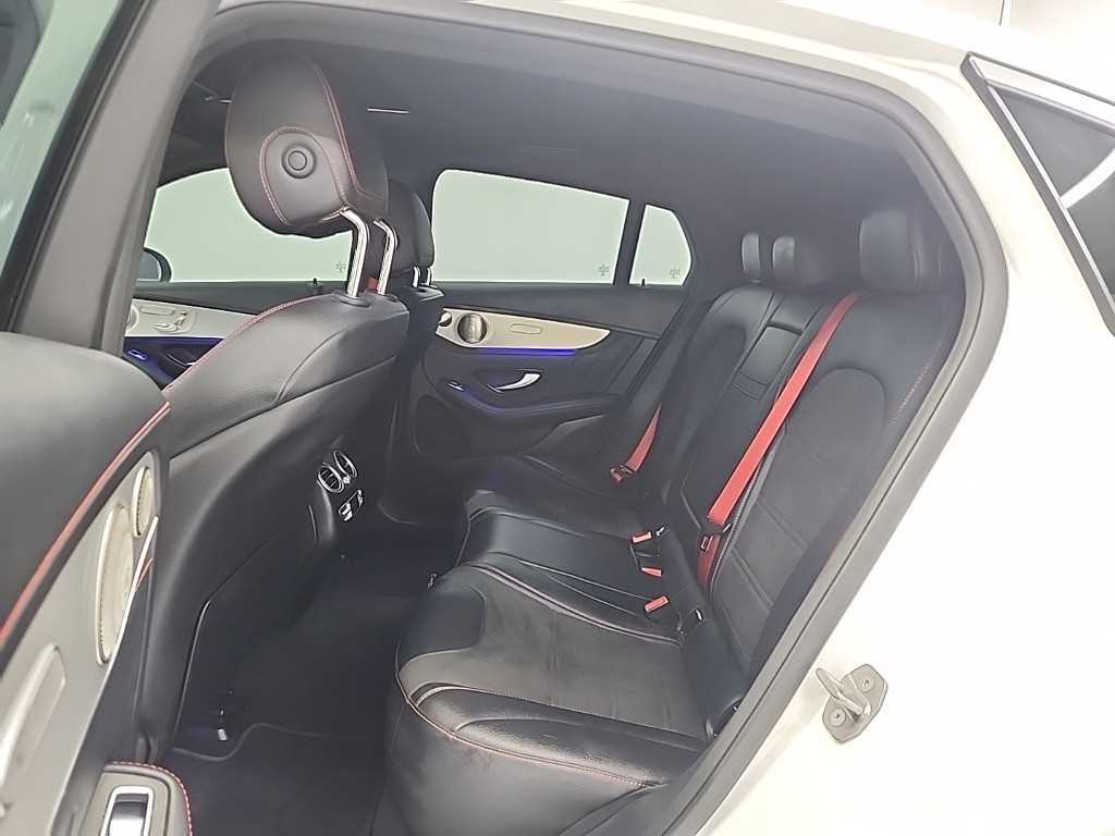 Mercedes Benz GLC Class - Vista 12