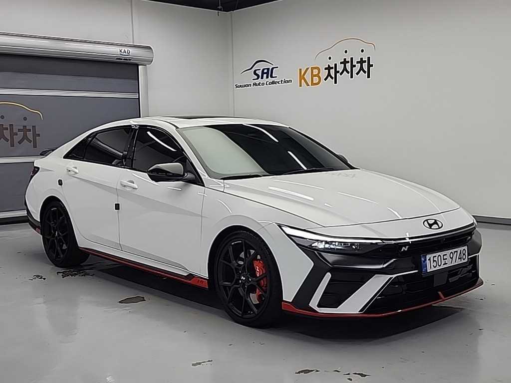 HYUNDAI Avante - Vista 4